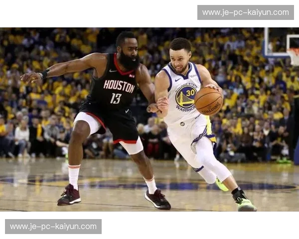 俄克拉荷马的雷鸣与金州的勇士：第五场史诗对决，谁将主宰？